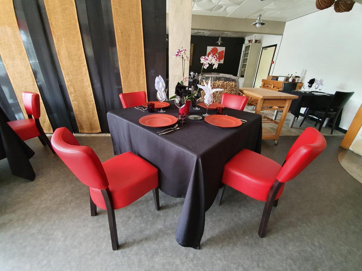 hotel l Ander Saint-Flour  Buitenkant foto
