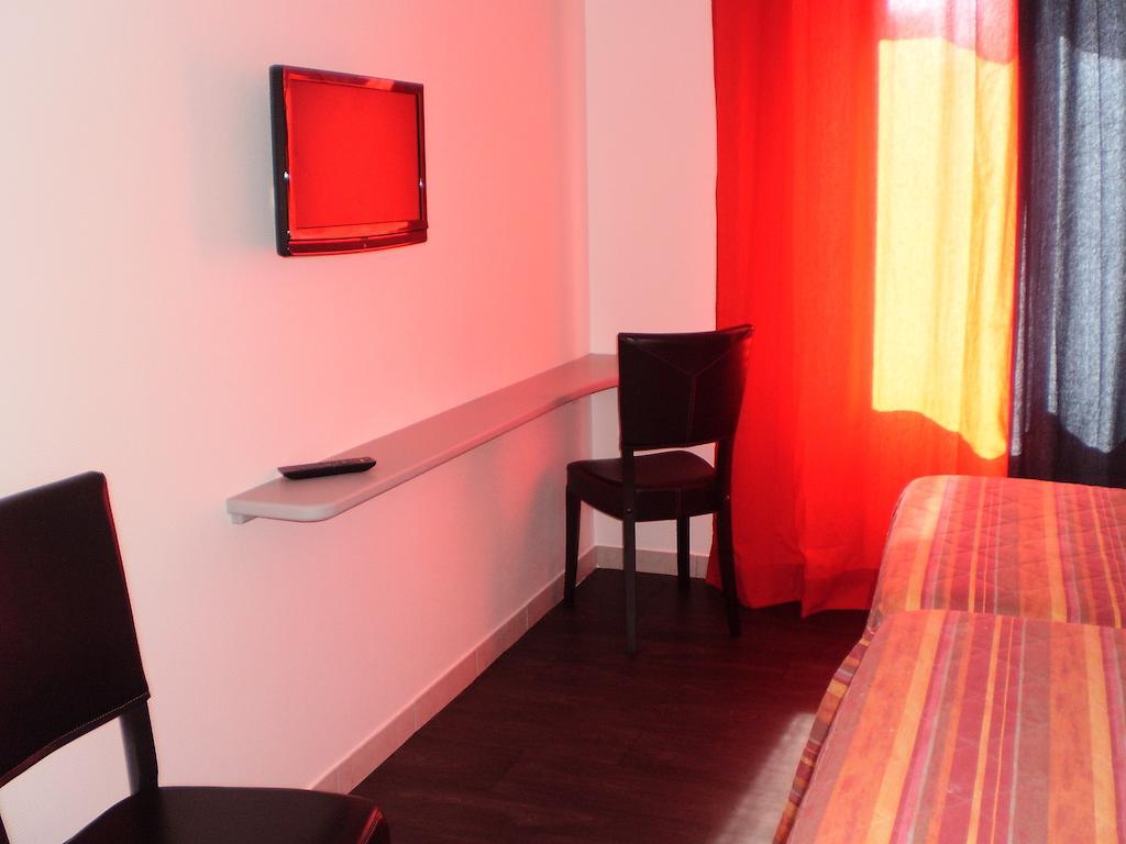 hotel l Ander Saint-Flour  Kamer foto