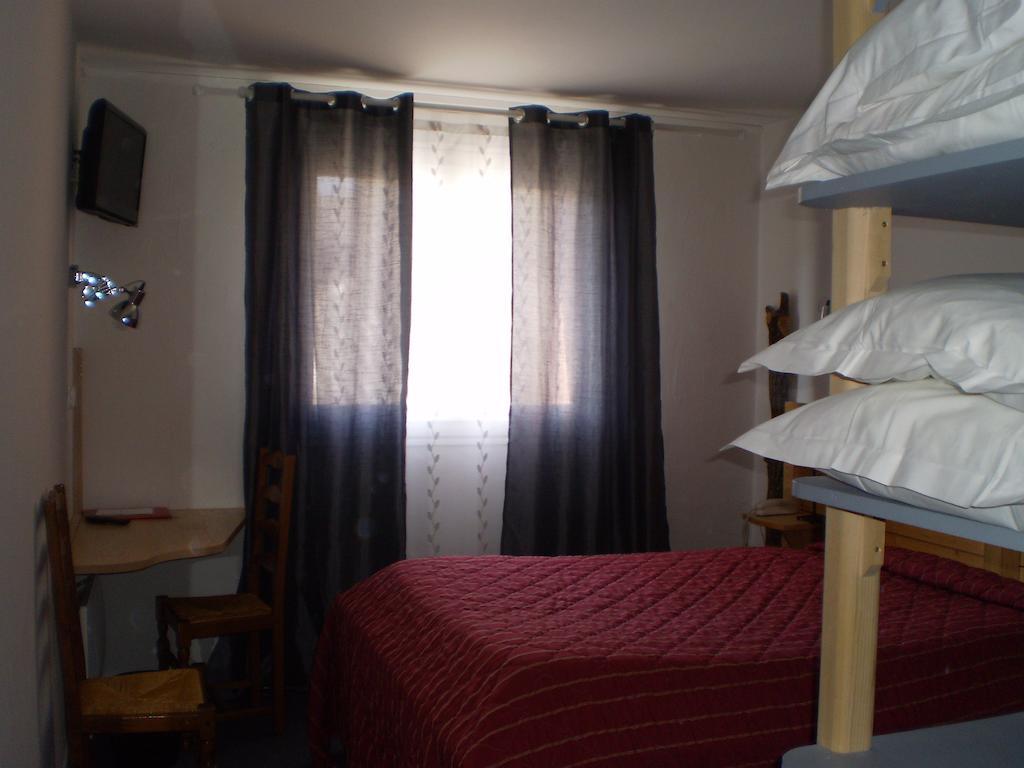 hotel l Ander Saint-Flour  Kamer foto