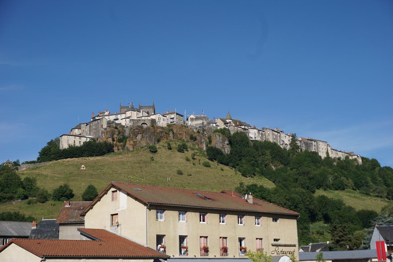 hotel l Ander Saint-Flour  Buitenkant foto